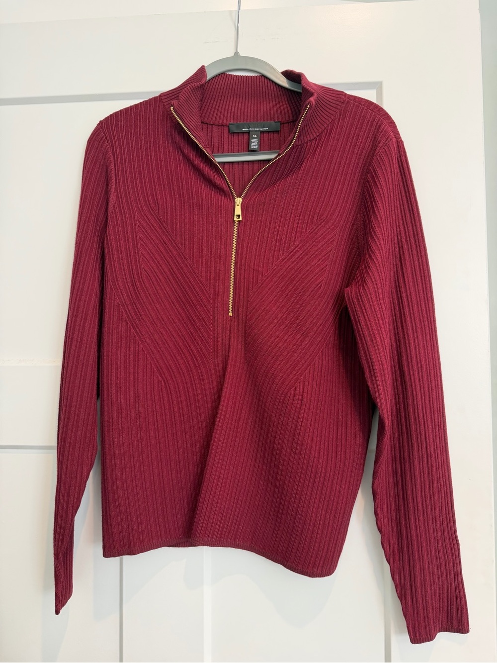 White House black market XL NWOT Ribbed Half-Zip Sweater - Wine